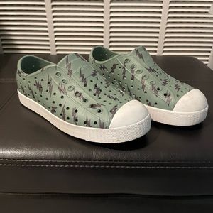 Native lighting shoes